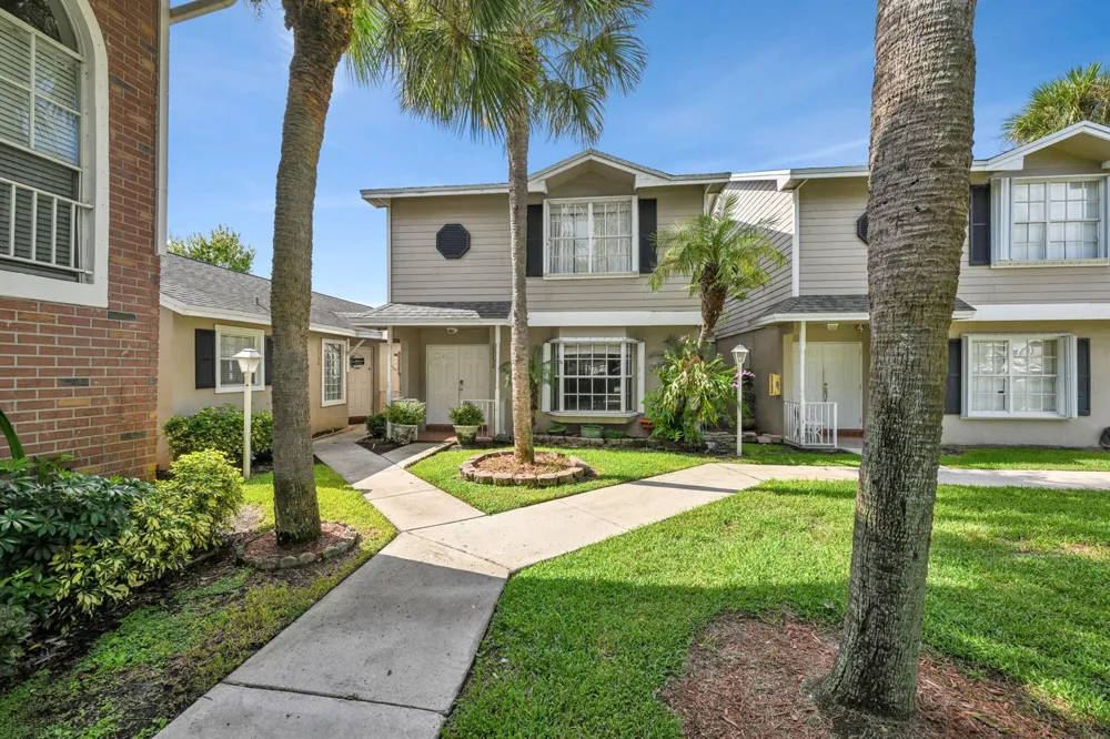 12152 NW 36th Place Sunrise, FL 33323