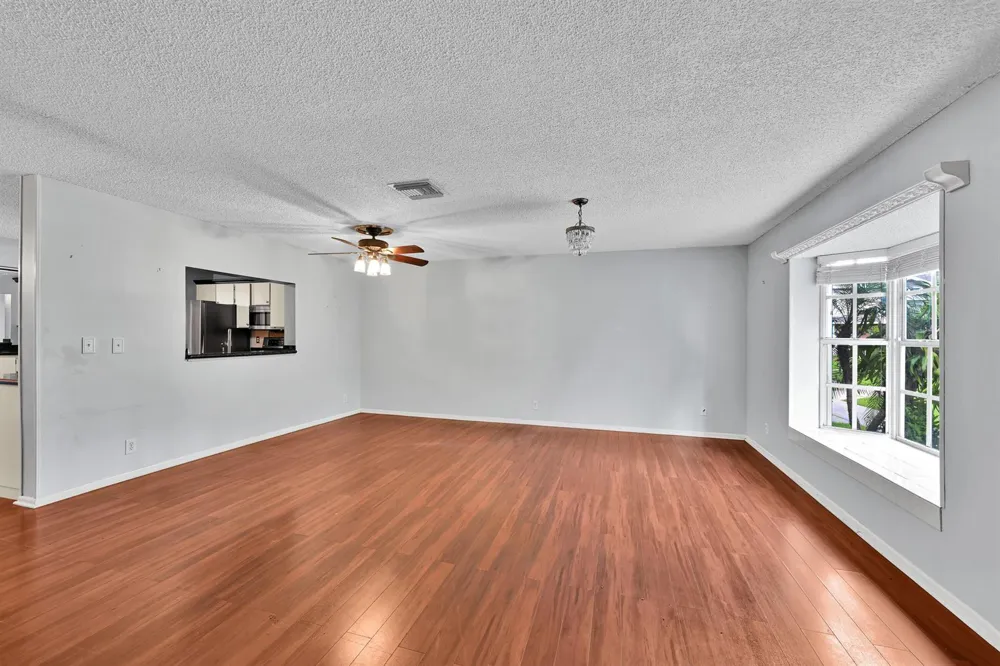 12152 NW 36th Place Sunrise, FL 33323
