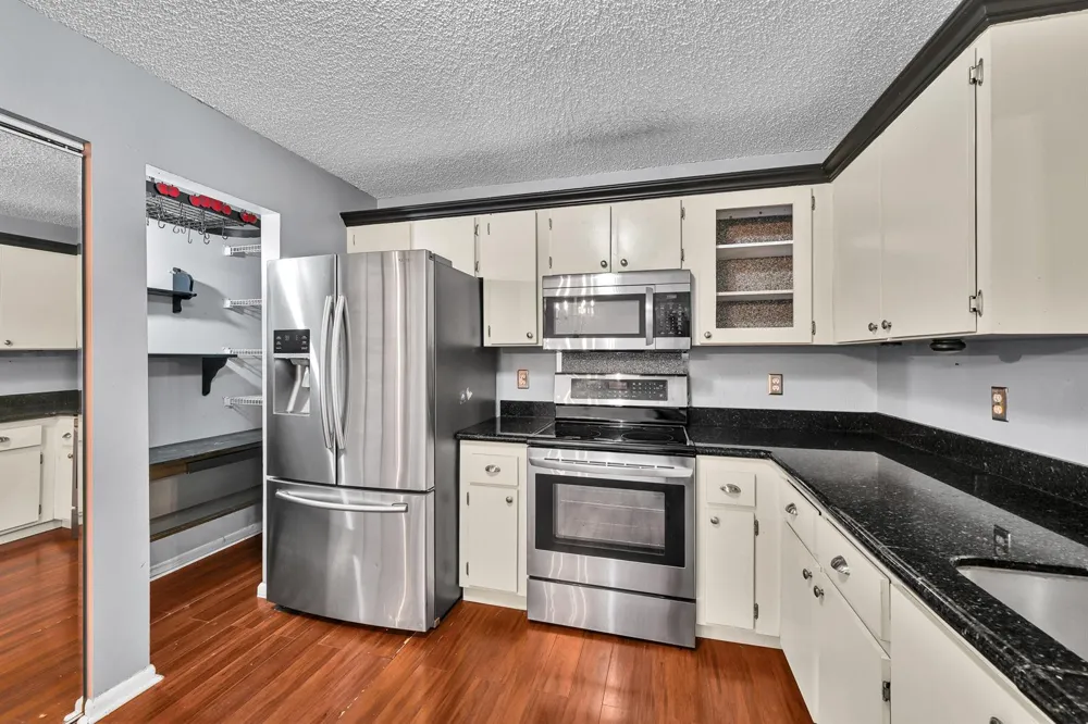 12152 NW 36th Place Sunrise, FL 33323