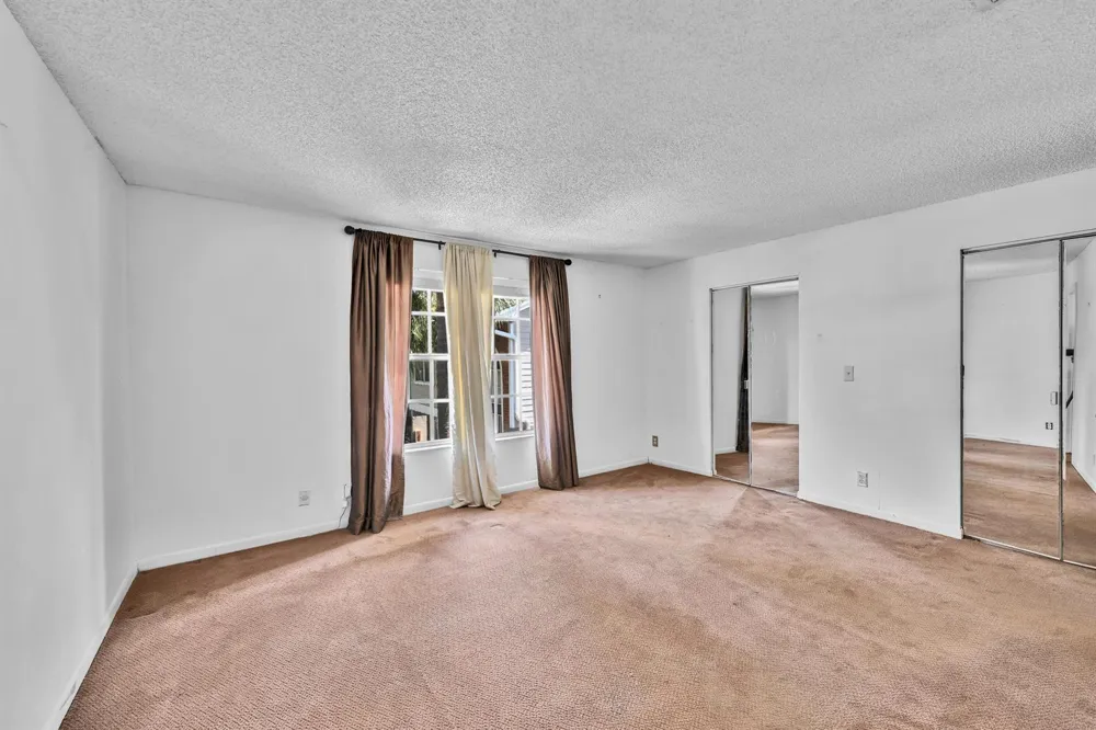 12152 NW 36th Place Sunrise, FL 33323