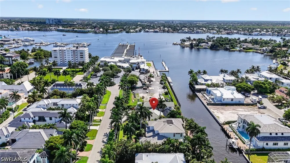 14th Avenue S Naples, FL 34102