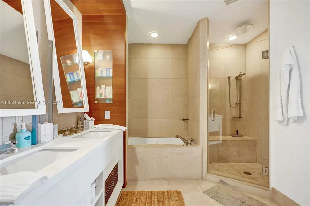 6799 Collins Ave #201 Miami Beach, FL 33141