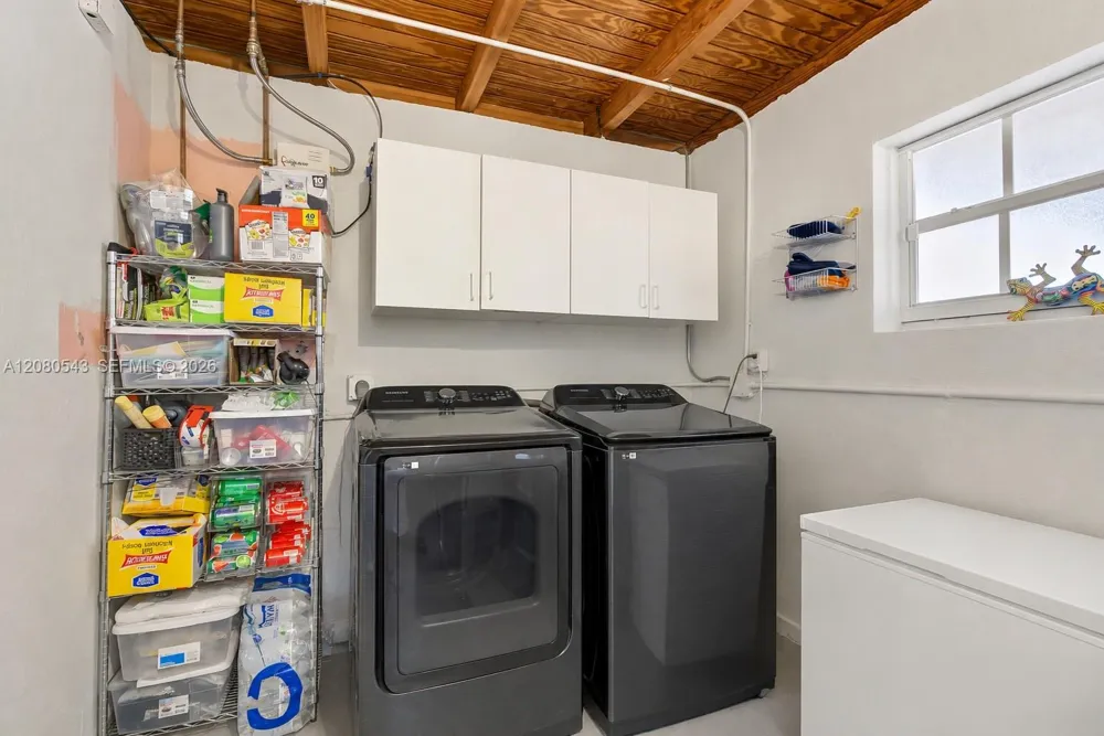 6440 SW 35th St Miami, FL 33155