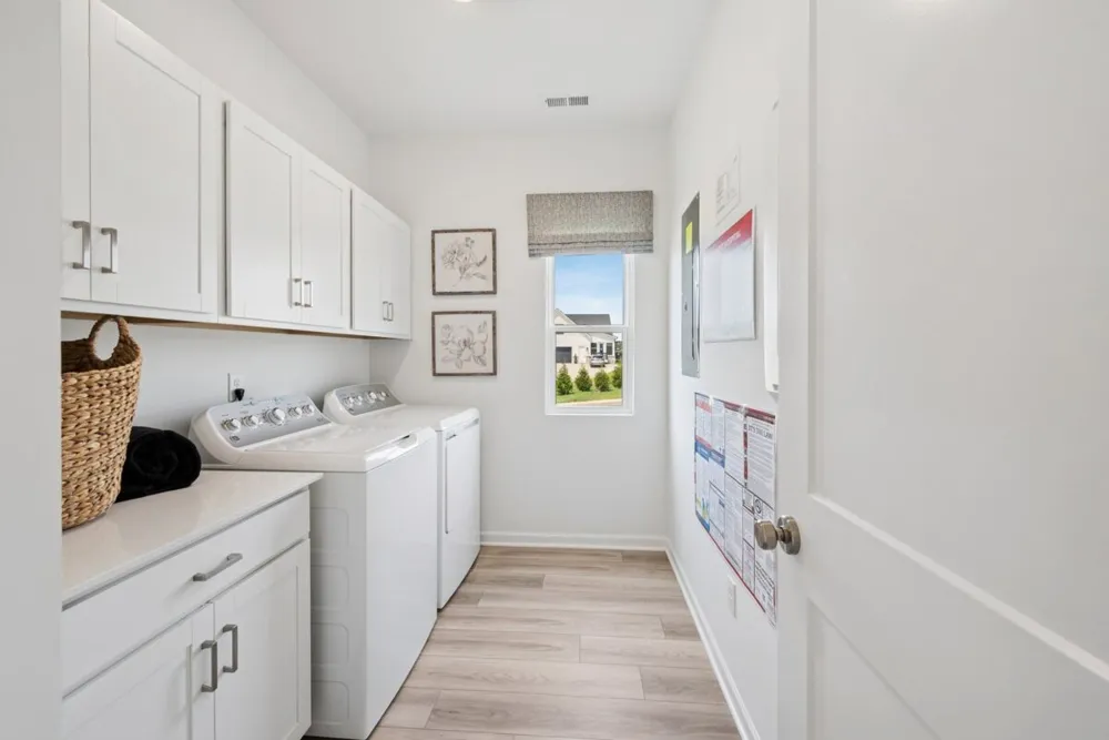 2884 Sharpstone Drive Columbia, TN 38401