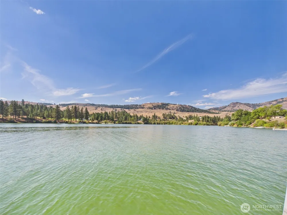 14 Julian Bay Road Republic, WA 99166