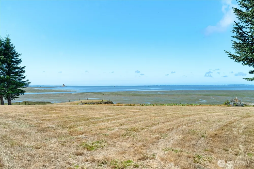 37 Rock View Lane Hoquiam, WA 98550