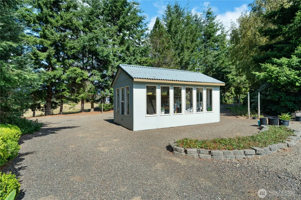 37 Rock View Lane Hoquiam, WA 98550