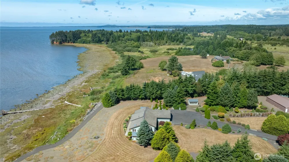 37 Rock View Lane Hoquiam, WA 98550