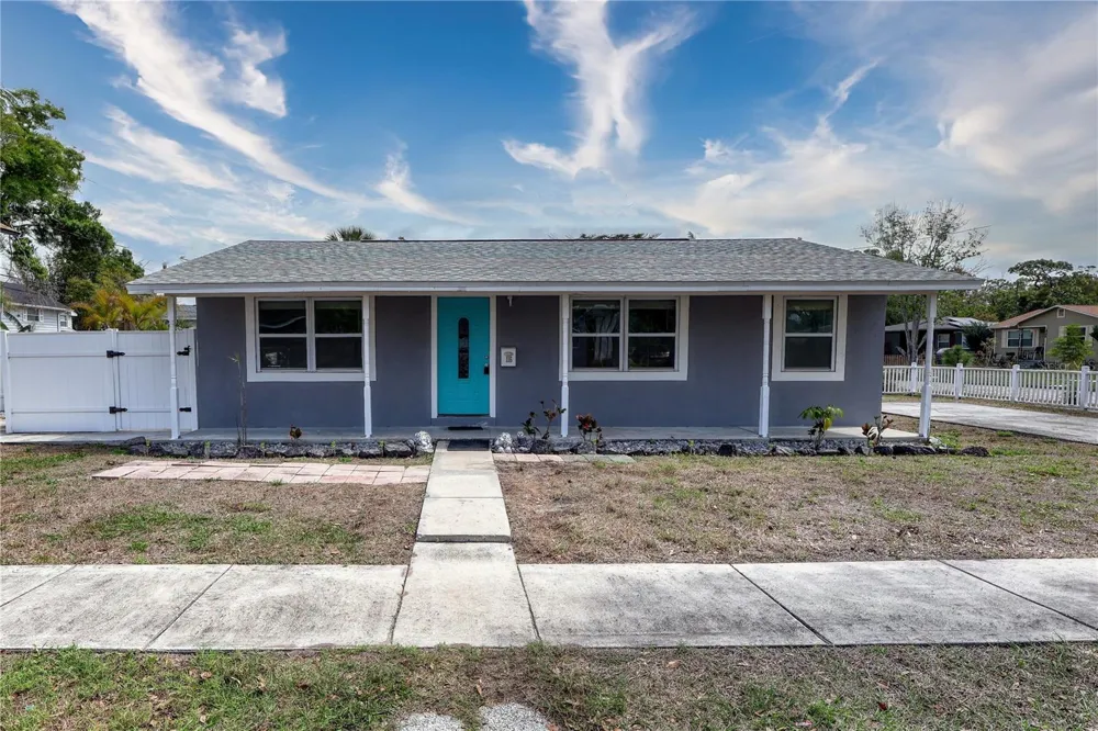 116 44TH STREET S St Petersburg, FL 33711