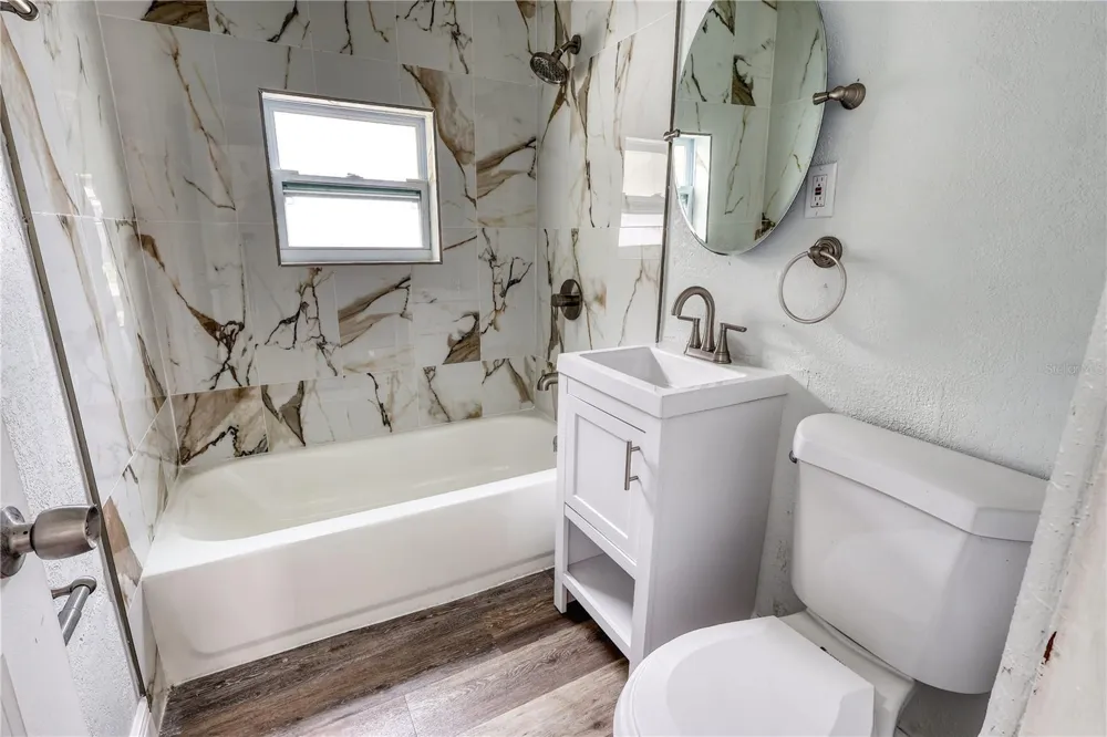 116 44TH STREET S St Petersburg, FL 33711