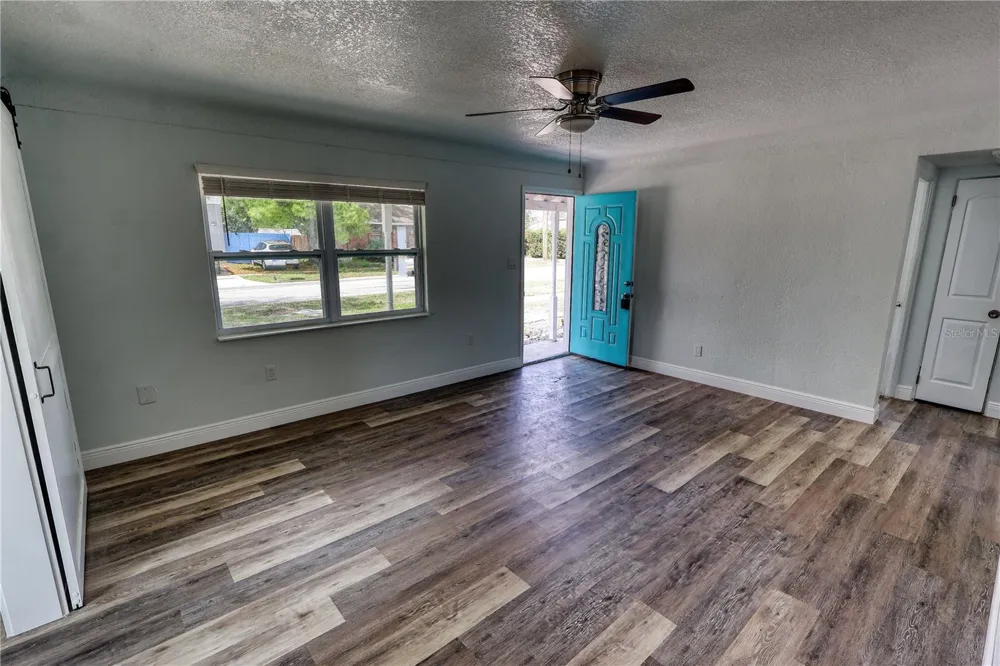 116 44TH STREET S St Petersburg, FL 33711