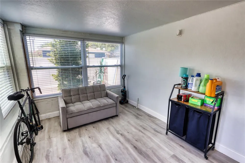 116 44TH STREET S St Petersburg, FL 33711