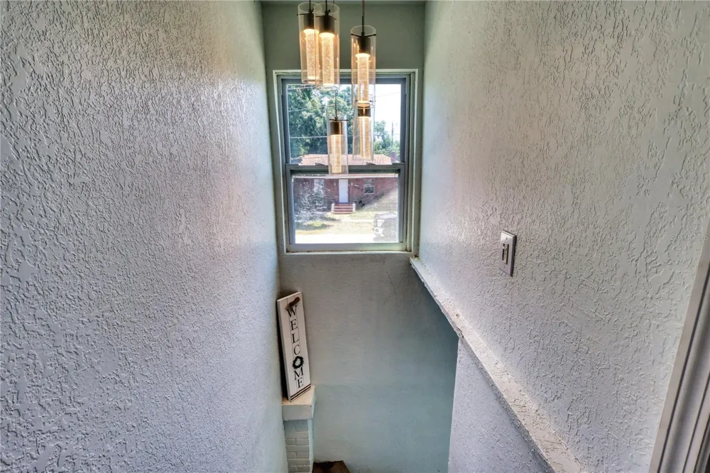 116 44TH STREET S St Petersburg, FL 33711
