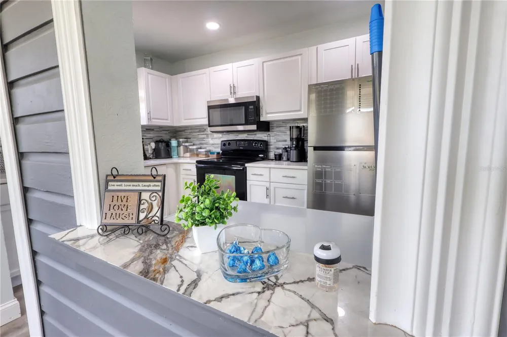 116 44TH STREET S St Petersburg, FL 33711