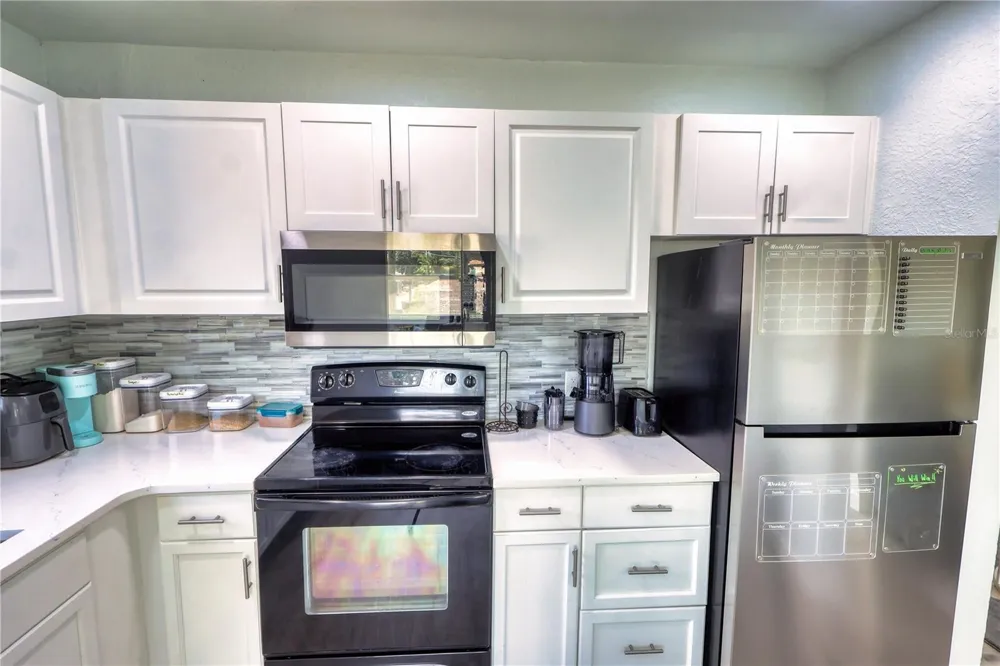 116 44TH STREET S St Petersburg, FL 33711