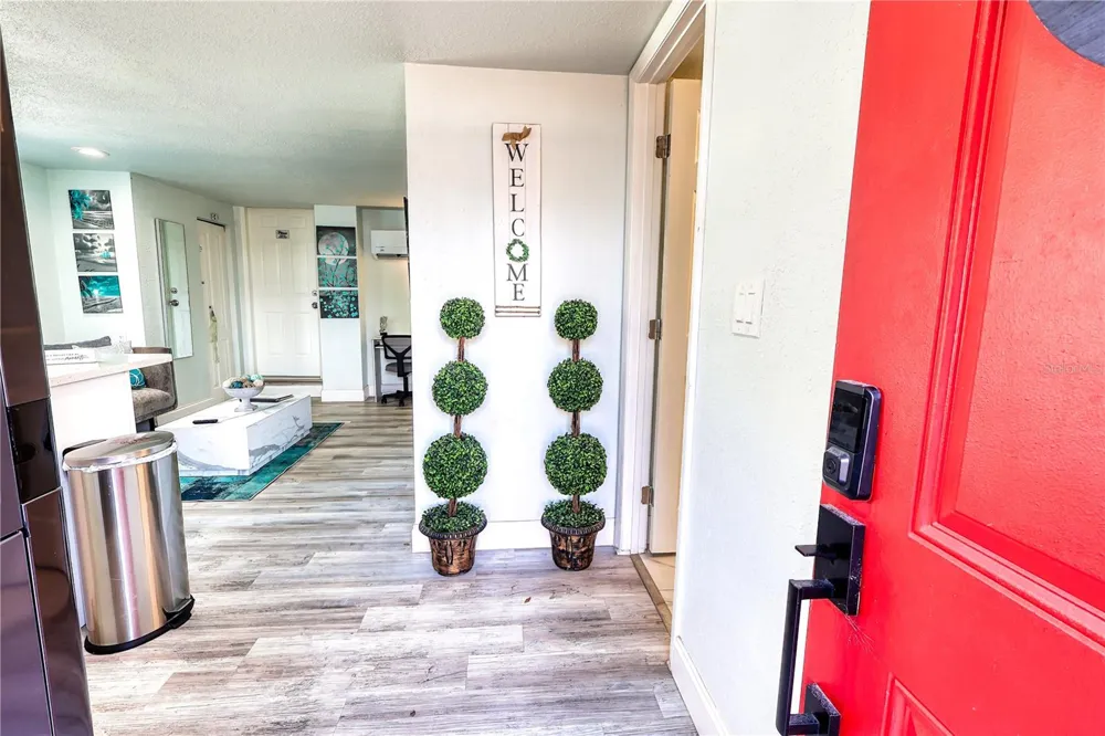116 44TH STREET S St Petersburg, FL 33711