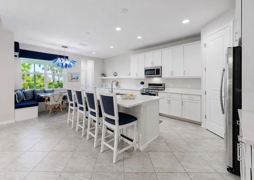 311 CHANTILLY TRAIL Bradenton, FL 34212