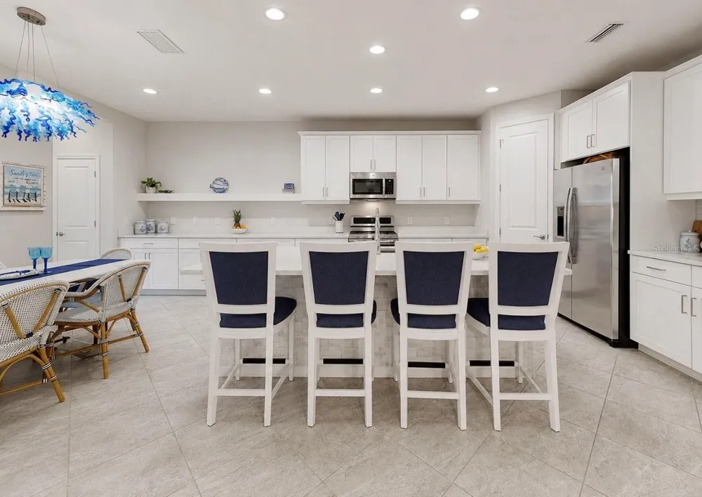 311 CHANTILLY TRAIL Bradenton, FL 34212
