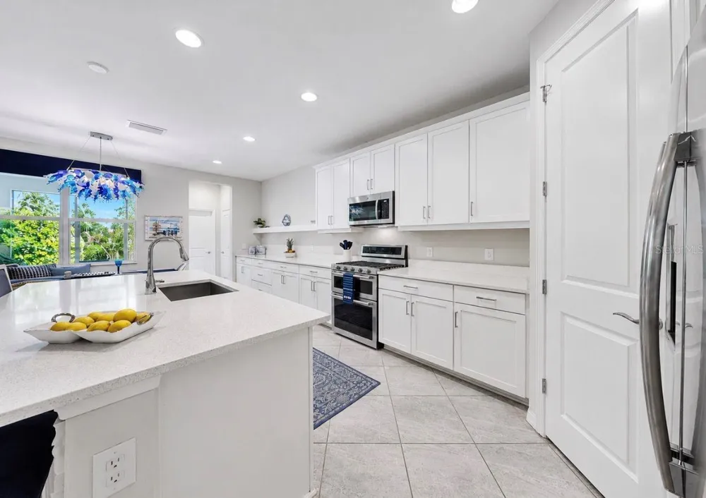 311 CHANTILLY TRAIL Bradenton, FL 34212