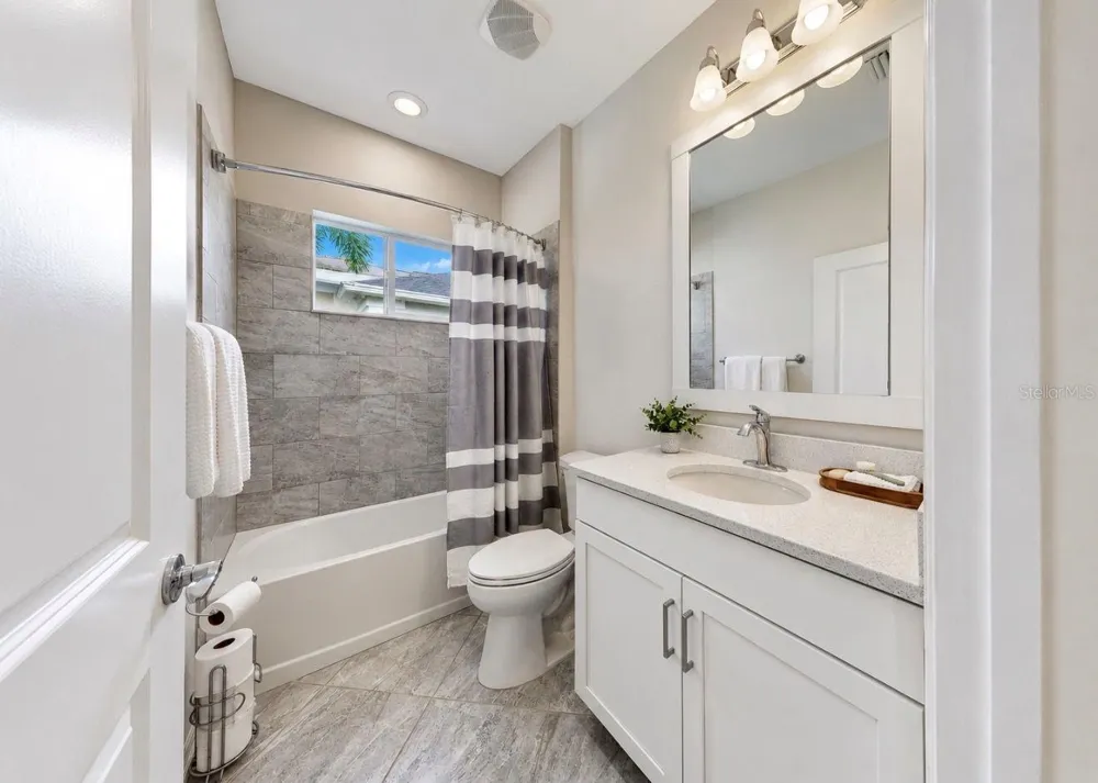 311 CHANTILLY TRAIL Bradenton, FL 34212