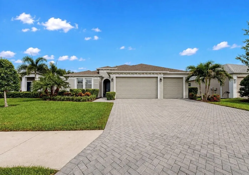 311 CHANTILLY TRAIL Bradenton, FL 34212