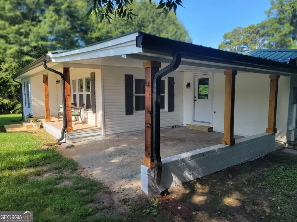 1477 S 100 HWY Bowdon, GA 30108