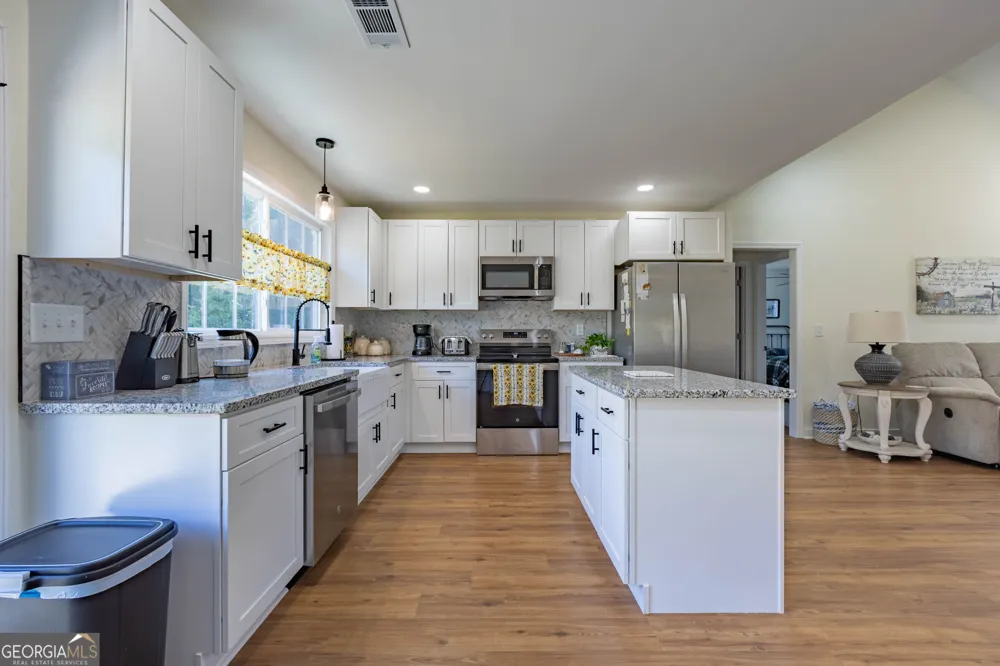234 County Road 13 Heflin, AL 36264