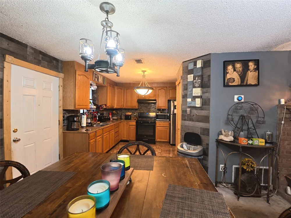 4808 Brook Crest Road Austin, TX 78744