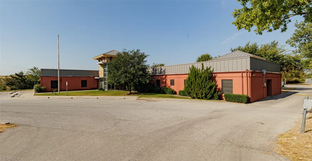 1210 S Business 287 Highway Decatur, TX 76234