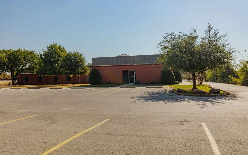 1210 S Business 287 Highway Decatur, TX 76234