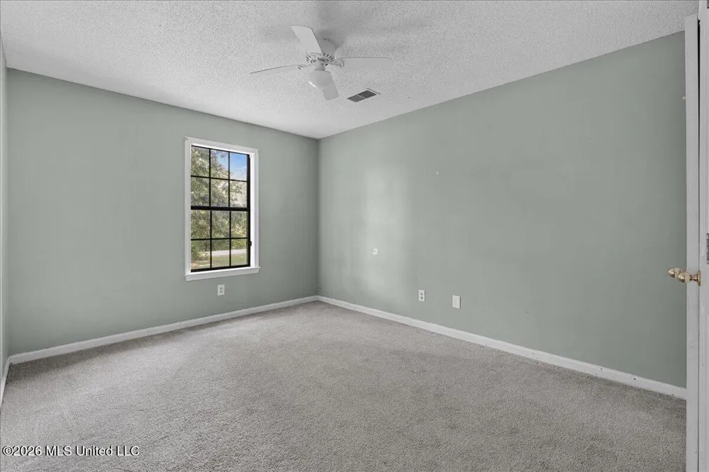 2850 Jaybird Road Hernando, MS 38632