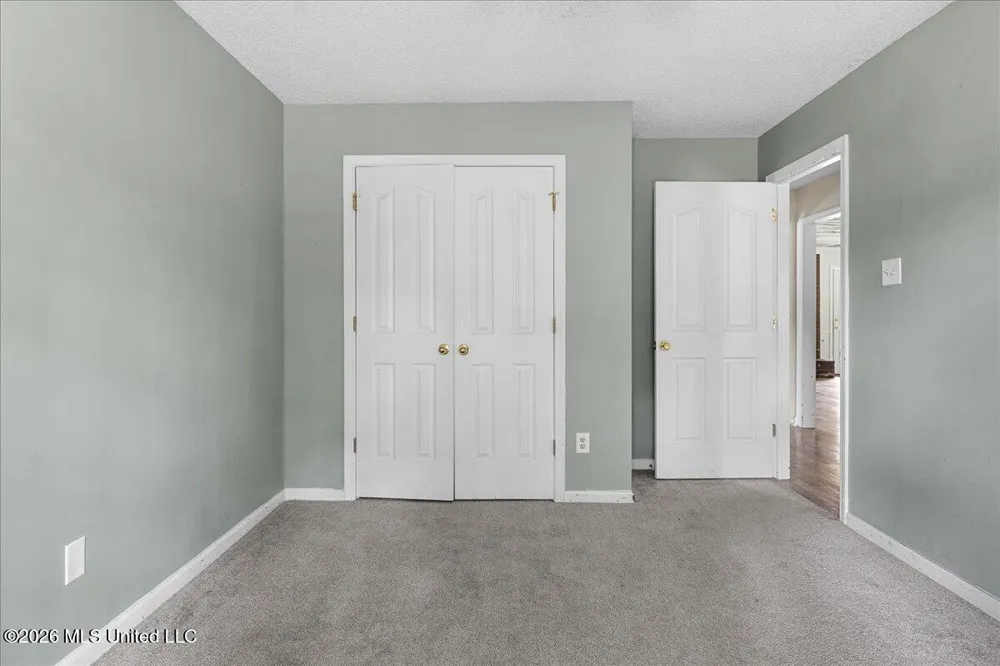 2850 Jaybird Road Hernando, MS 38632