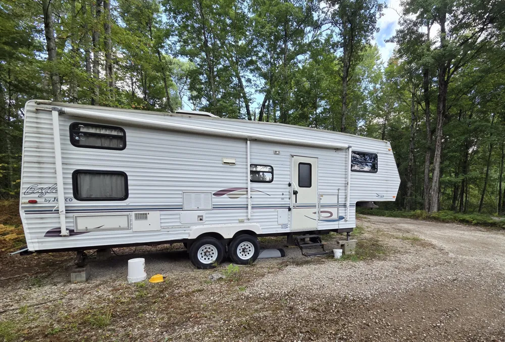 1047 E Jenny Circle Baldwin, MI 49304