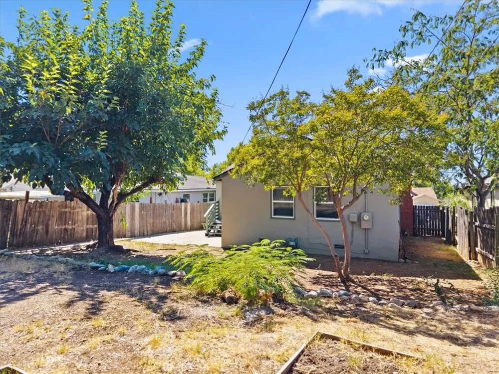 1927 Campbell Oroville, CA 95966
