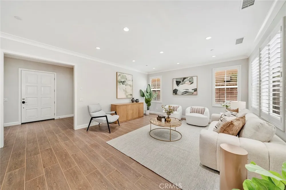 123 Doverwood Irvine, CA 92620