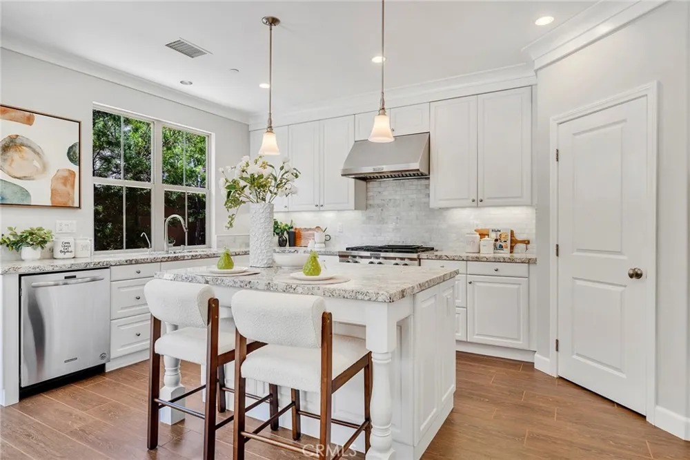 123 Doverwood Irvine, CA 92620