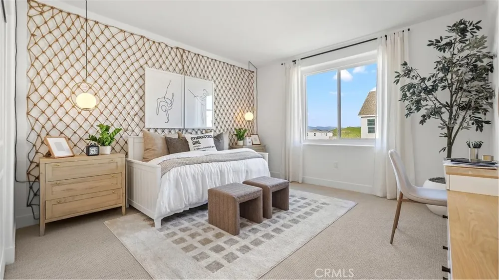 26671 Eclipse Way Valencia, CA 91381