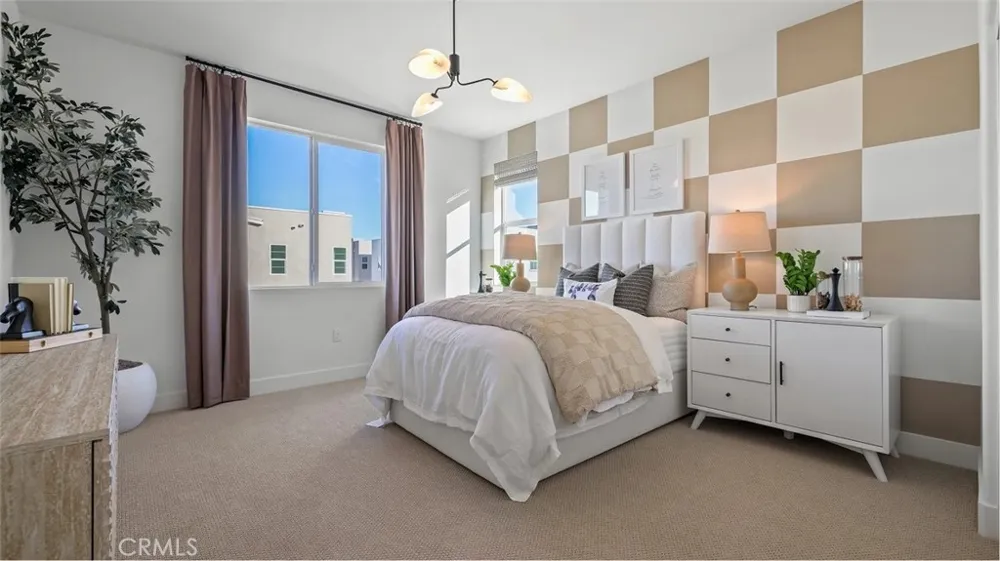 26671 Eclipse Way Valencia, CA 91381