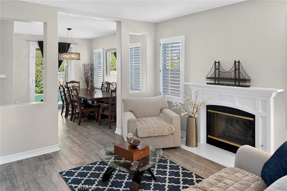 2595 Mill Lane Fullerton, CA 92831