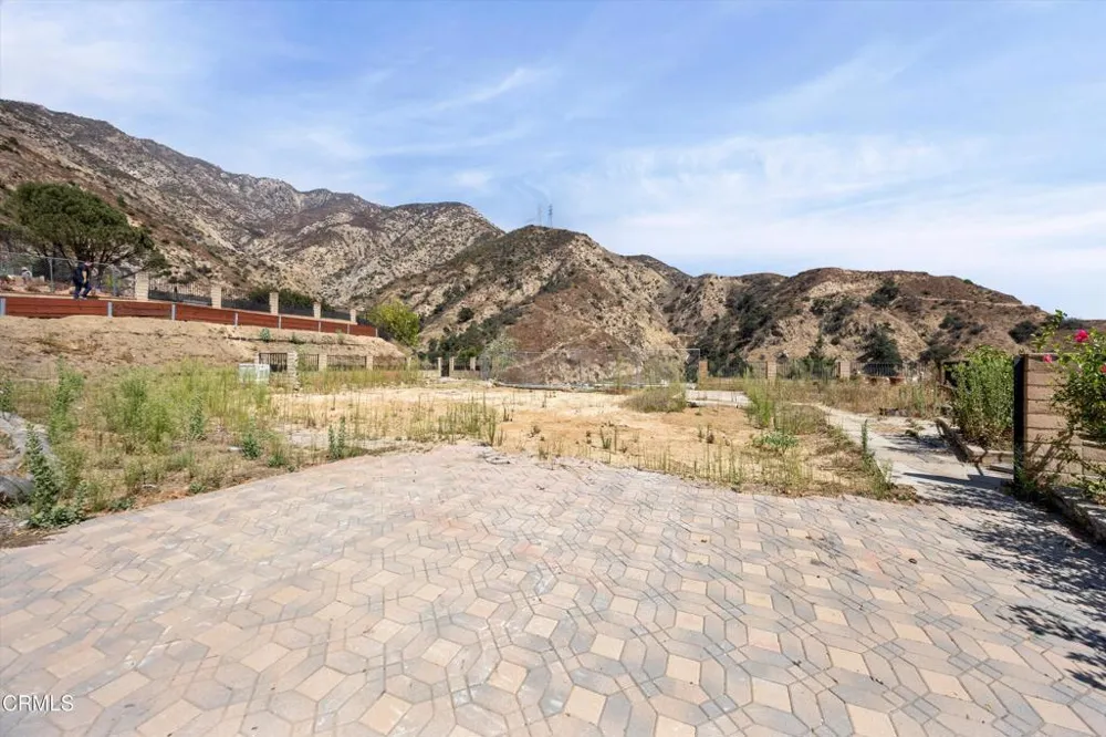1304 Rubio Vista Road Altadena, CA 91001