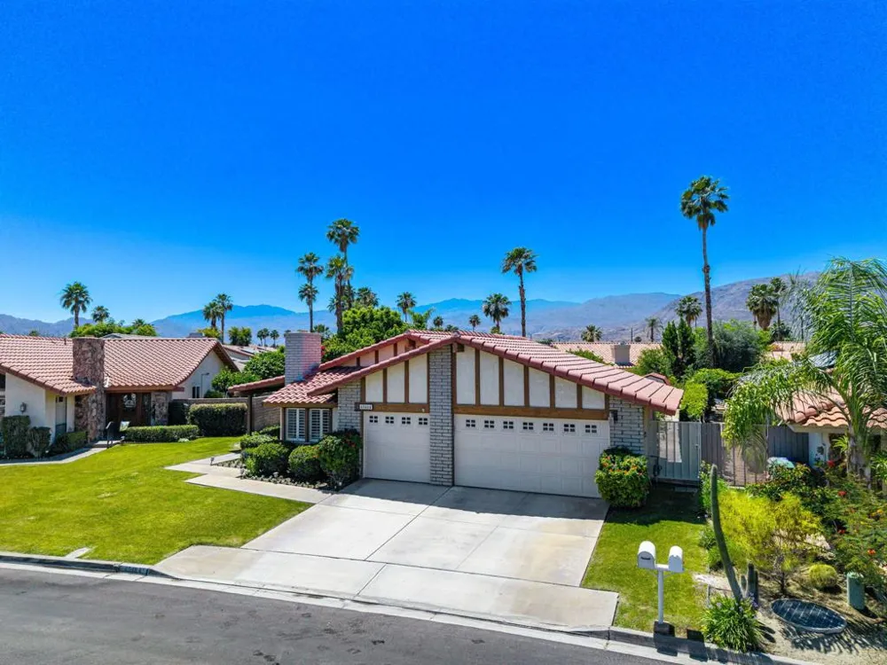 40464 Periwinkle Court Palm Desert, CA 92260