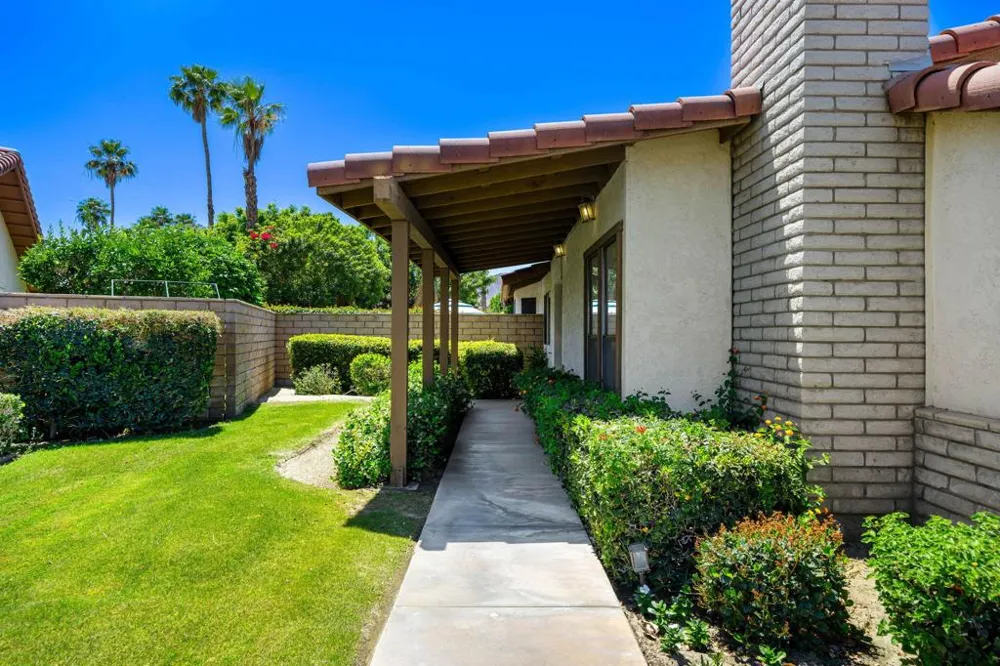 40464 Periwinkle Court Palm Desert, CA 92260