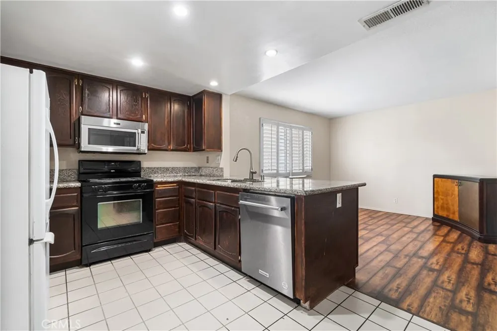 2300 Maple Torrance, CA 90503