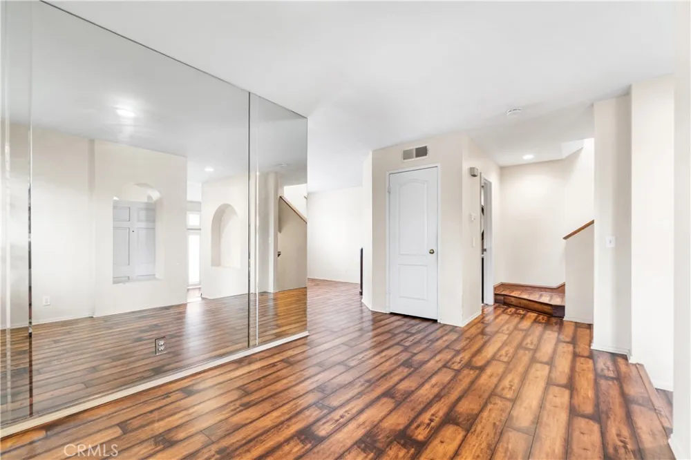 2300 Maple Torrance, CA 90503