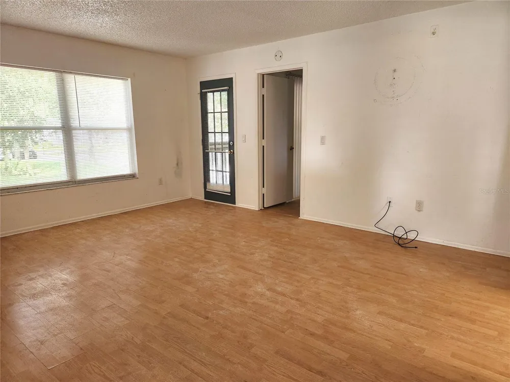 8215 FAIRWAYS CIRCLE #G202 ocala, FL 34472