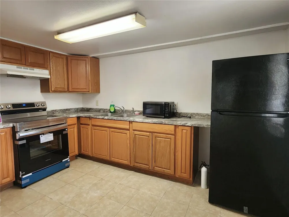 8215 FAIRWAYS CIRCLE #G202 ocala, FL 34472