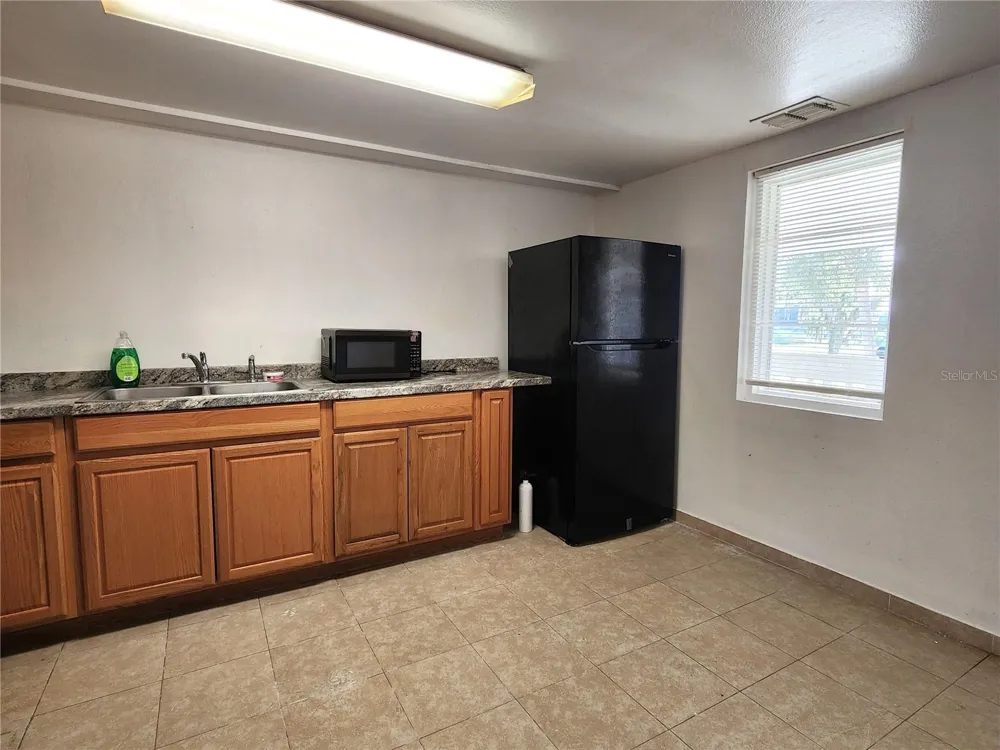 8215 FAIRWAYS CIRCLE #G202 ocala, FL 34472