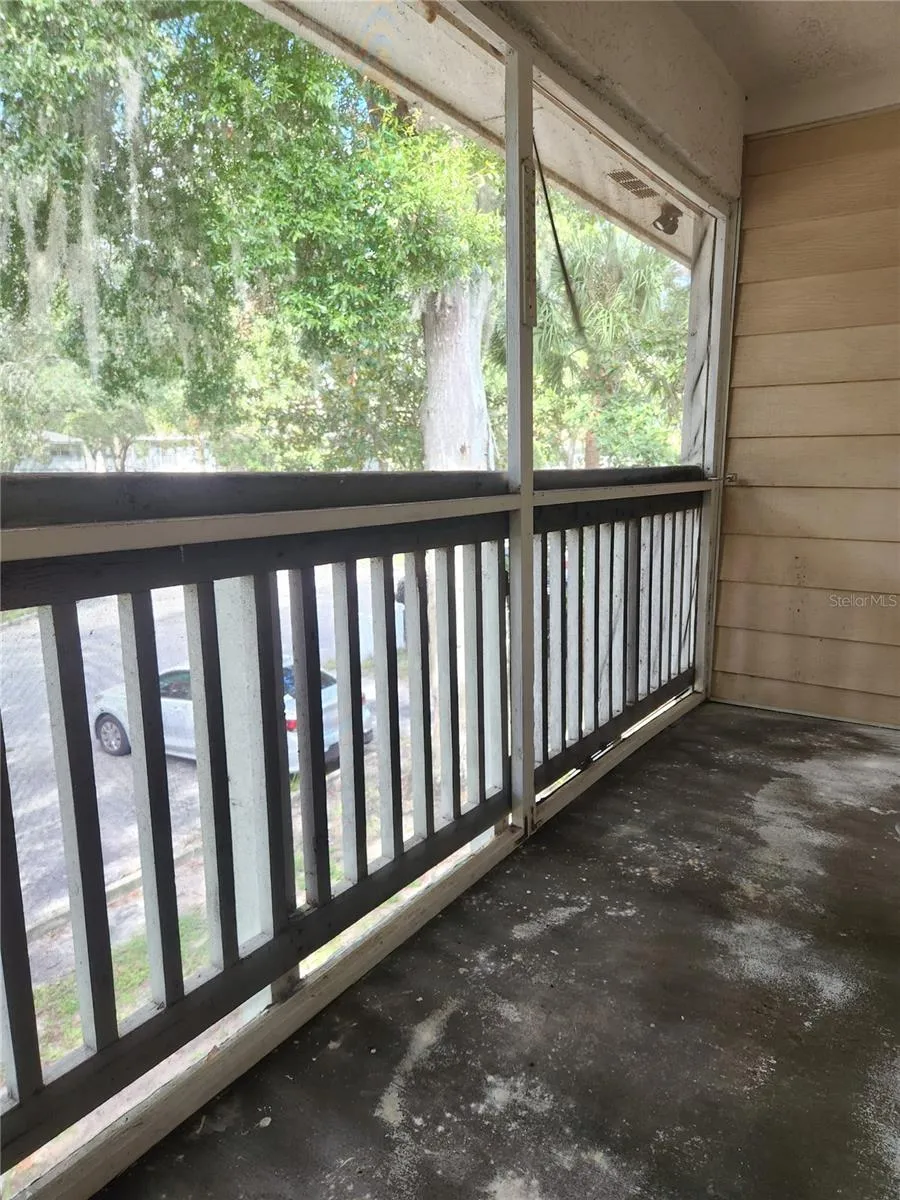 8215 FAIRWAYS CIRCLE #G202 ocala, FL 34472