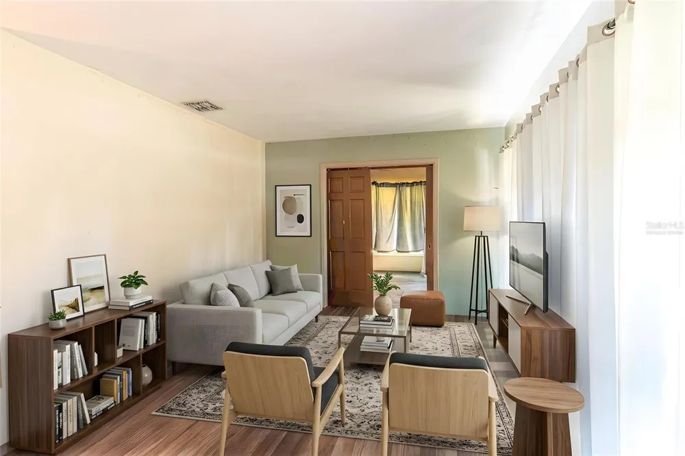1 E WOLF STREET Avon Park, FL 33825