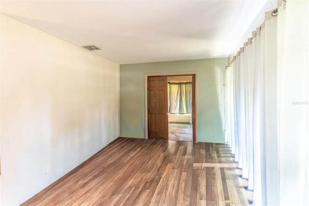 1 E WOLF STREET Avon Park, FL 33825